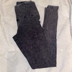 Colsie | women’s leggings | xsmall | grey-black
